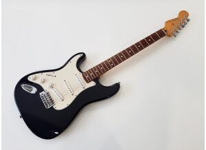 Fender Standard Stratocaster LH [1990-2005] (82413)