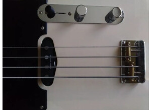 Screenshot_2019-09-24 Chitara Bass Squier Telecaster(7)