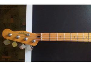Squier Vintage Modified Telecaster Bass