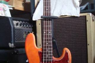 Squier Standard Jazz Bass