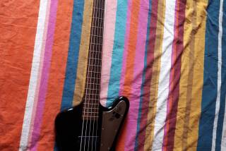 Gibson Thunderbird Studio V