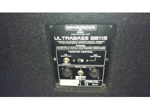 Behringer Ultrabass BB115