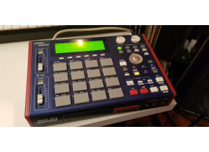 Akai MPC1000 (8352)