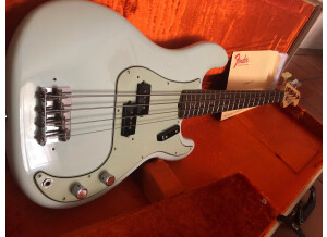 Fender American Vintage '63 Precision Bass (69026)
