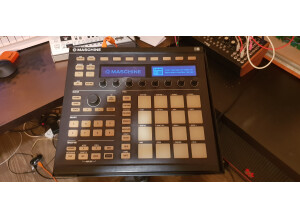 Native Instruments Maschine MKII (31161)
