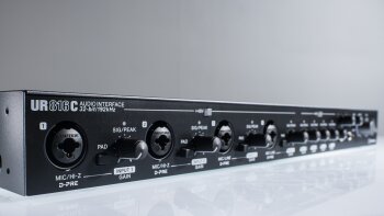 Steinberg UR816C : Steinberg UR816C mood left angle bright-7795 Steinberg UR816C : Steinberg UR816C mood left angle bright-7795