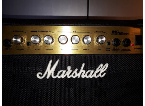 Marshall MG15CDR (25691)