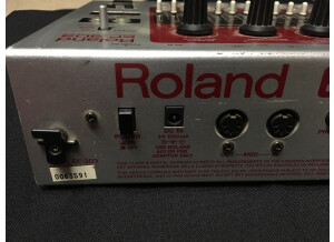 Roland EF-303 (70411)