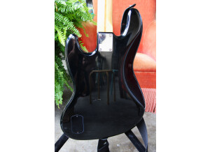 Fender Deluxe Active Jazz Bass [2004-current] (71659)
