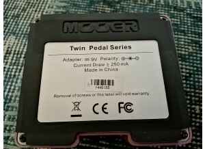 Mooer Tender Octaver Pro (98002)