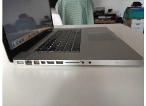 Apple MacBook Pro i7 15.4