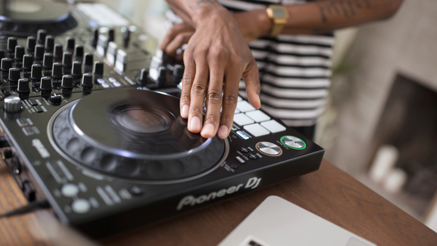 Pioneer : Demo-pioneer Stars Music