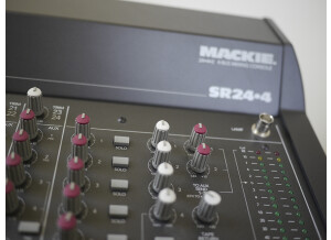 mackie4