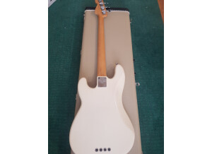 Fender American Standard Precision Bass [2008-2012] (14669)