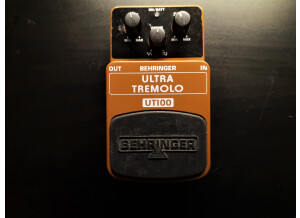 Behringer Ultra Tremolo UT100 (14068)