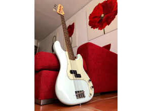 Fender American Vintage '63 Precision Bass (1308)