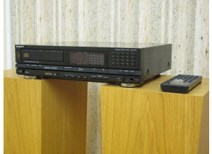 Sony CDP-M75 (88047)