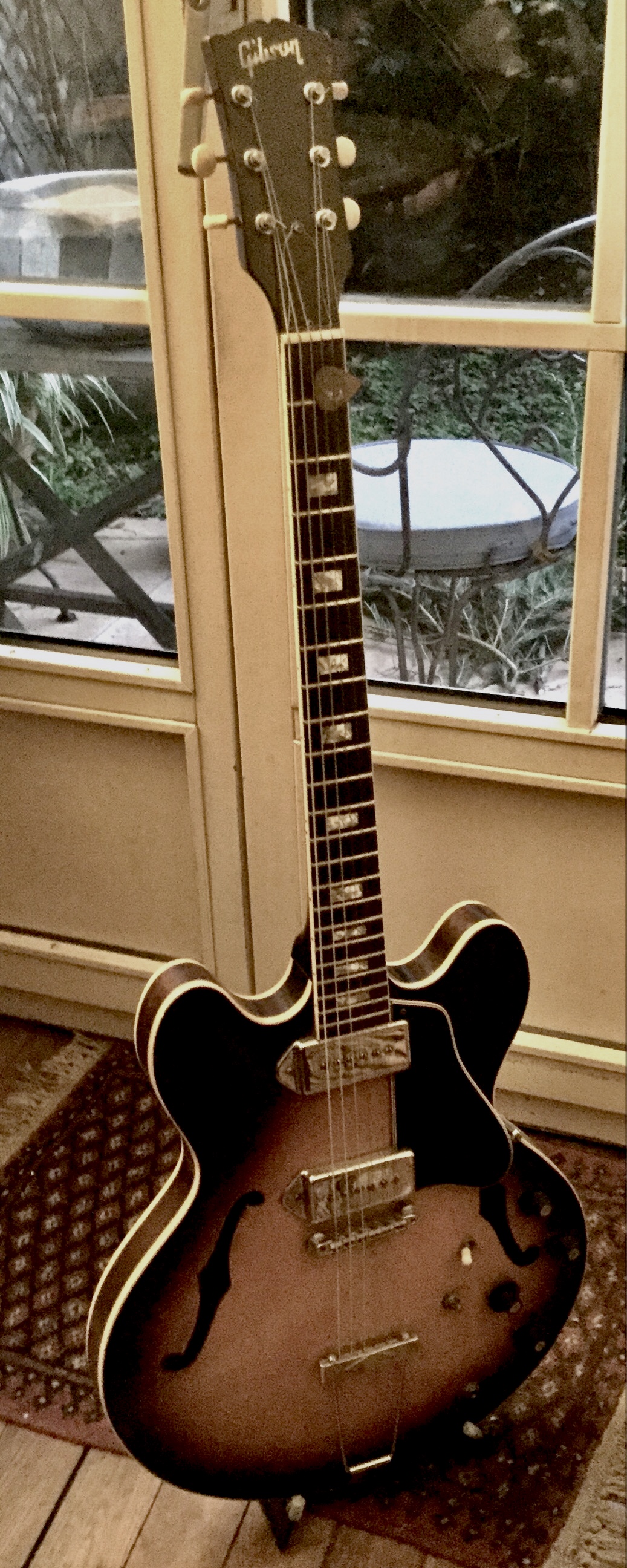 Gibson ES-330TD
