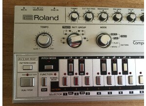 Roland TB-303 01