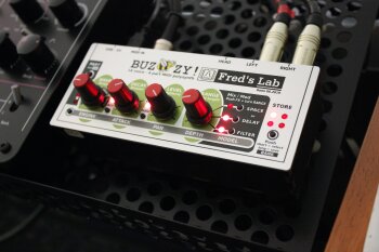 Buzzzy_2tof 05.JPG Buzzzy_2tof 05.JPG