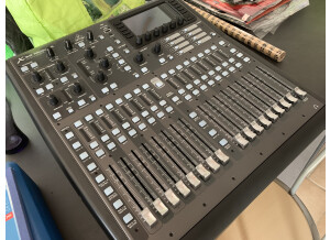 90344771-5F70-44EF-92F8-8D7CC30FDA7E