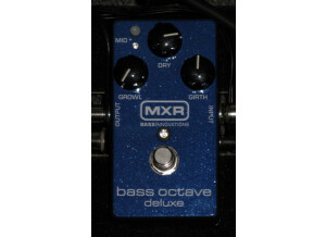 MXR M-288 Bass Octave Deluxe Pedal
