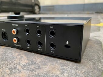 Komplete Audio 6 - 7 Komplete Audio 6 - 7
