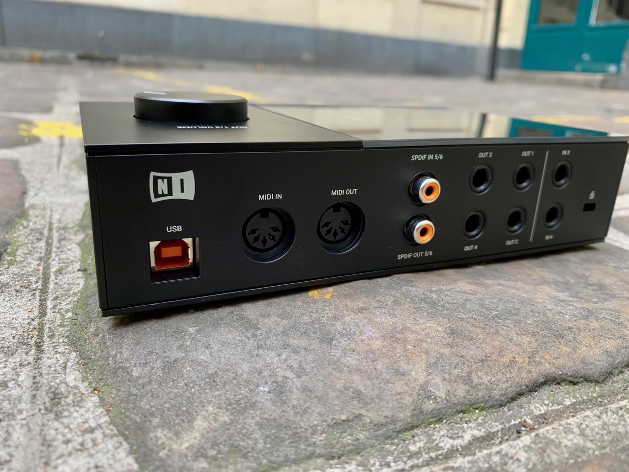 Komplete Audio 6 - 6