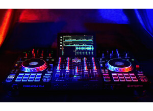 Denon DJ Prime 4 (79326)