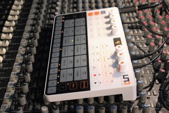 Uno Drum_2tof 11.JPG Uno Drum_2tof 11.JPG