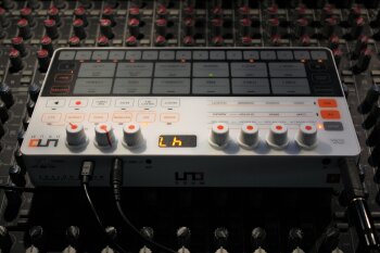 Uno Drum_2tof 12.JPG Uno Drum_2tof 12.JPG