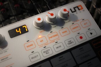 Uno Drum_2tof 08.JPG Uno Drum_2tof 08.JPG