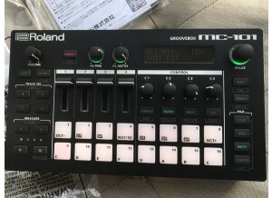 Roland MC-101 (71765)