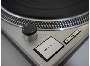 Technics SL-1200 MK2 (23372)