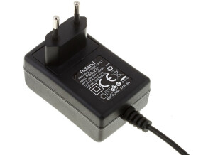 Roland MC-707 (71819)