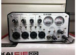 Soundcraft Spirit Live 24/3 (47410)