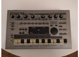 Roland MC-303 (67016)