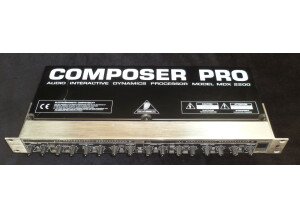 Behringer Composer Pro MDX2200 (13209)