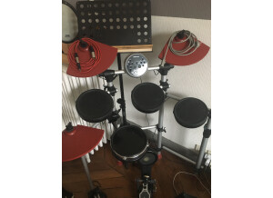 Millenium HD-100 E-Drum Set (313)