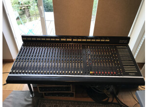 Soundcraft Series 1600 (8388)