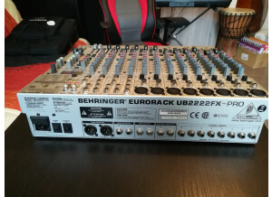 Behringer Eurorack UB2222FX-Pro (40686)