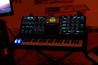 Moog Music Minimoog Voyager Electric Blue