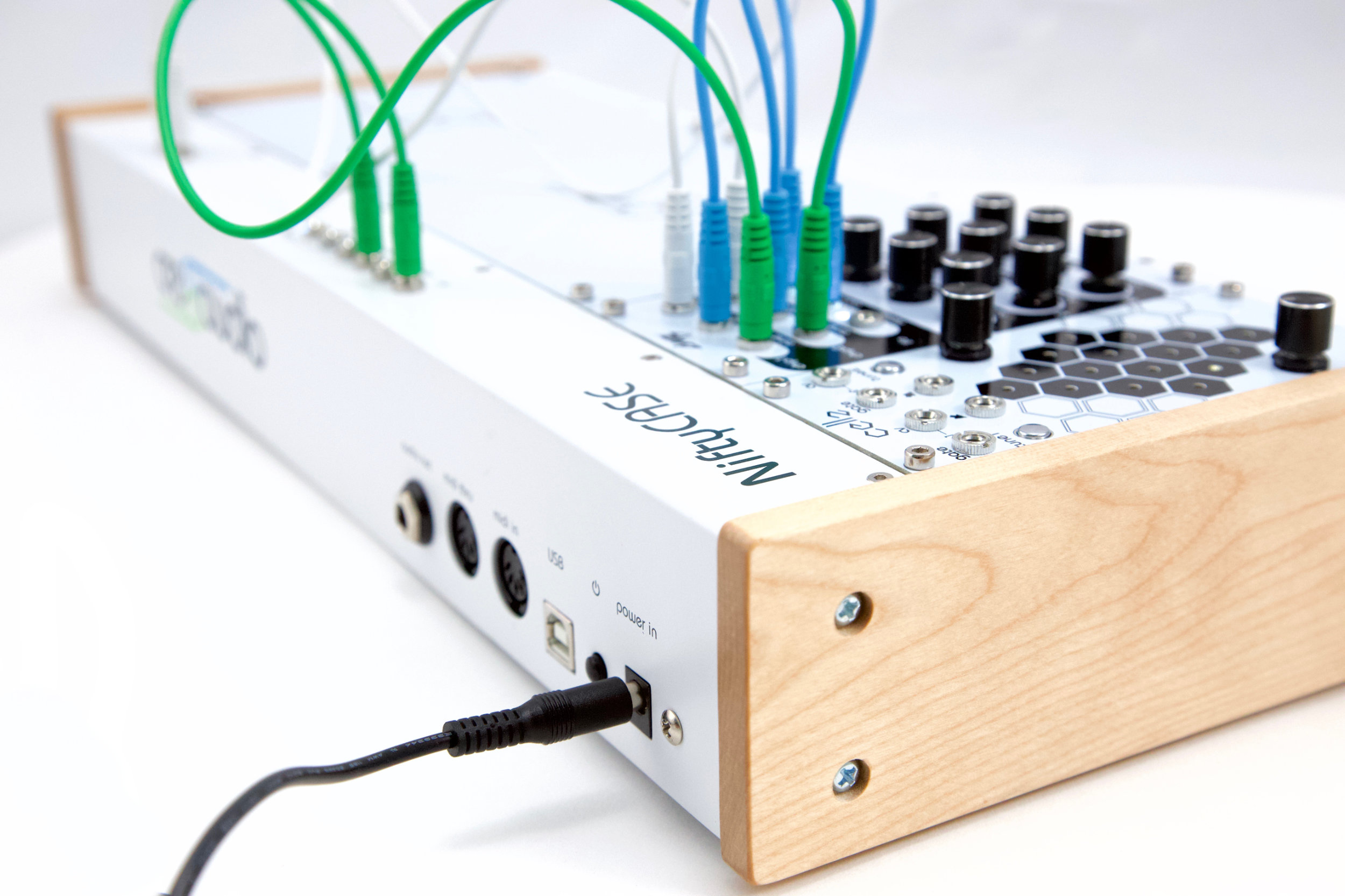 Cre8audio NiftyBUNDLE : NiftyBUNDLE Rear Slant 2