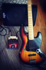 Squier Vintage Modified Jazz Bass '77