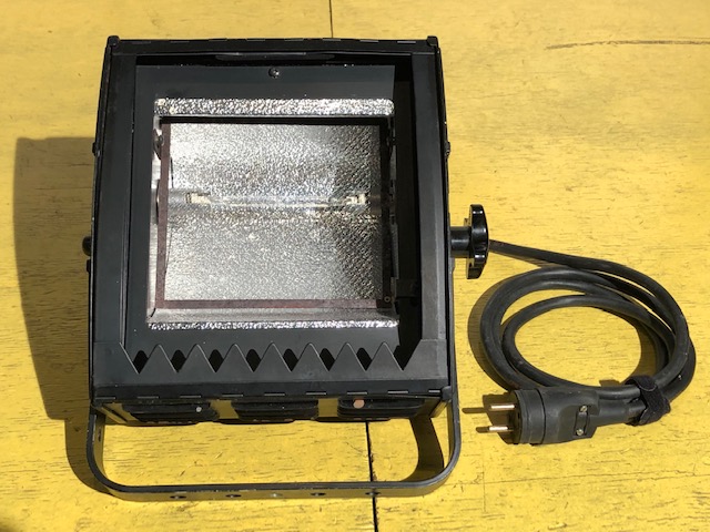 Vends Horiziode/cycliode CODA 500/1 Strand Lighting