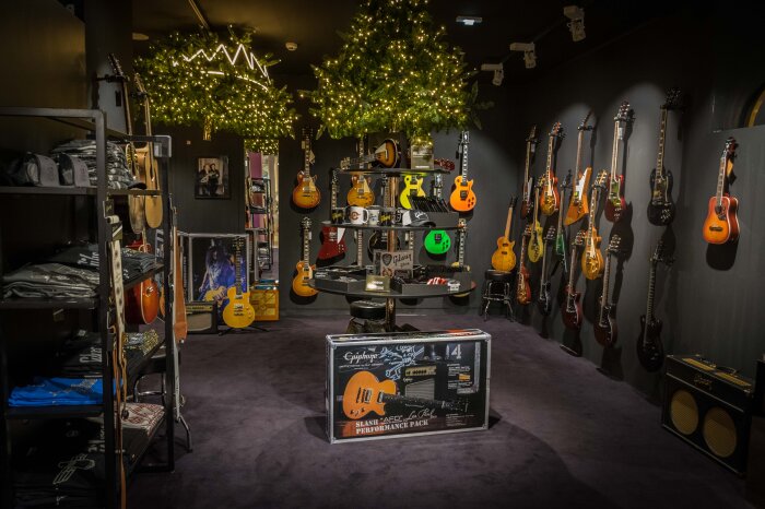 Gibson LBM Xmas Gibson LBM Xmas