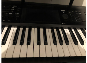 Korg Kronos 61 (2015) (13802)