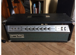 Ampeg V2