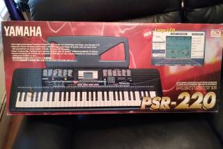 Yamaha PSR-220