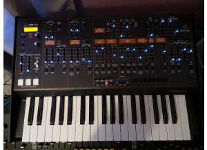 Behringer Odyssey (43804)